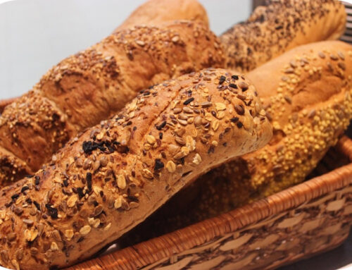 Grain Blends and Whole Grains: Enhancing Commercial Bread through Nutrition and Functionality